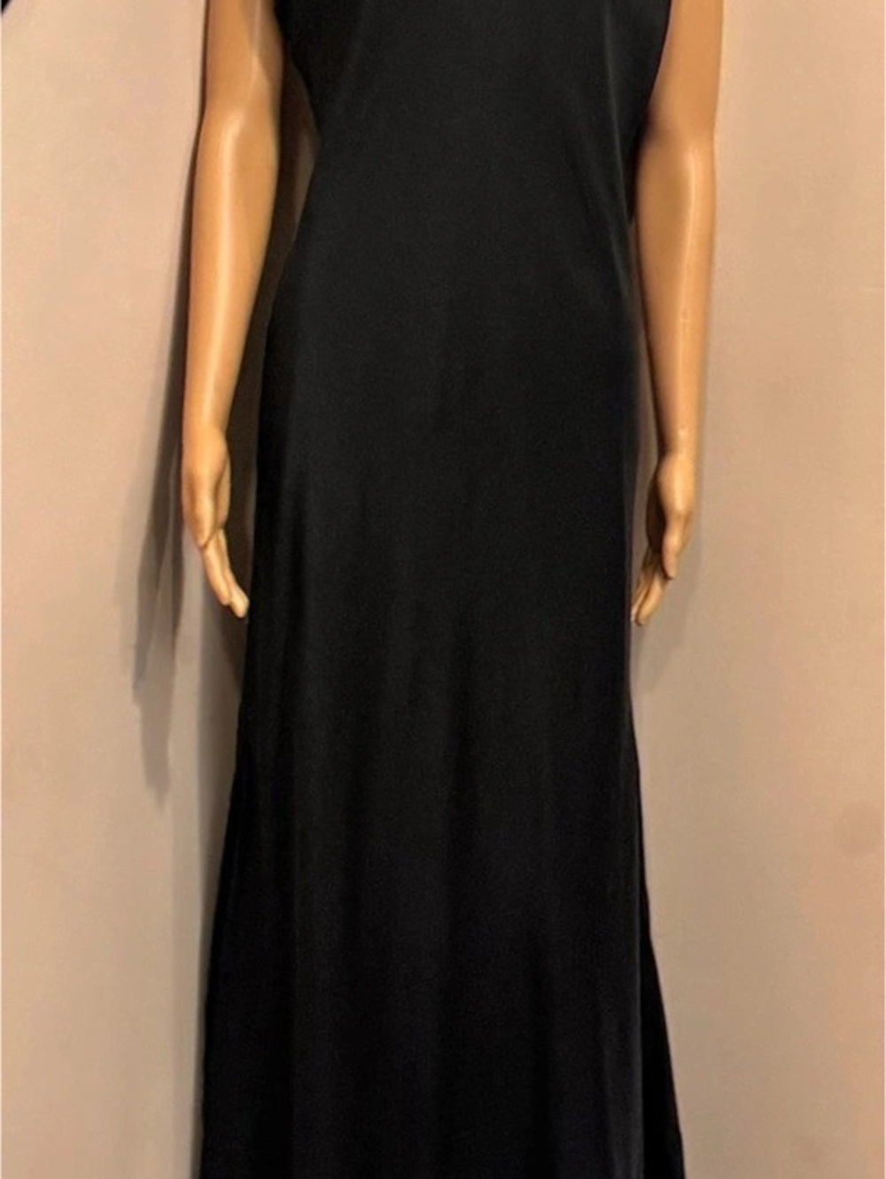 Elements Amanda Wakely Black V-Neck Maxi Dress Size 16